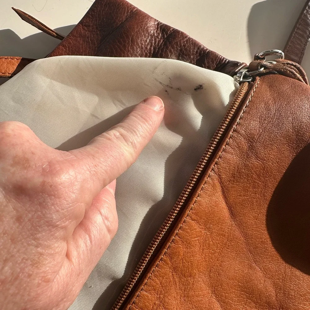 Borgo degle Etruschi Leather Crossbody Bag in Cognac Brown and chocolate brown - Picture 6 of 16